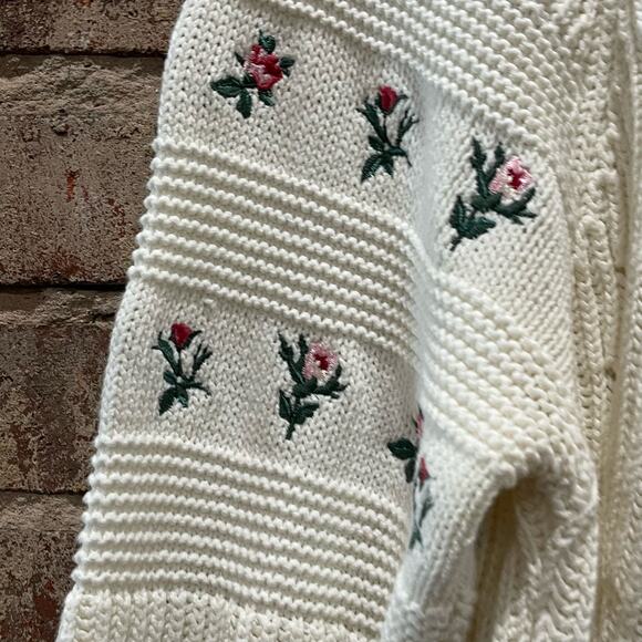 PHILOSOPHY DI LORENZO SERAFINI Floral Embroidery Sweater Size Small - Picture 3 of 8